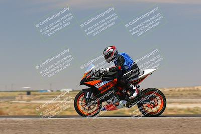 media/Jul-22-2022-TrackDaz (Fri) [[ca4971259a]]/Group B/130pm (Wheelie Bump)/
